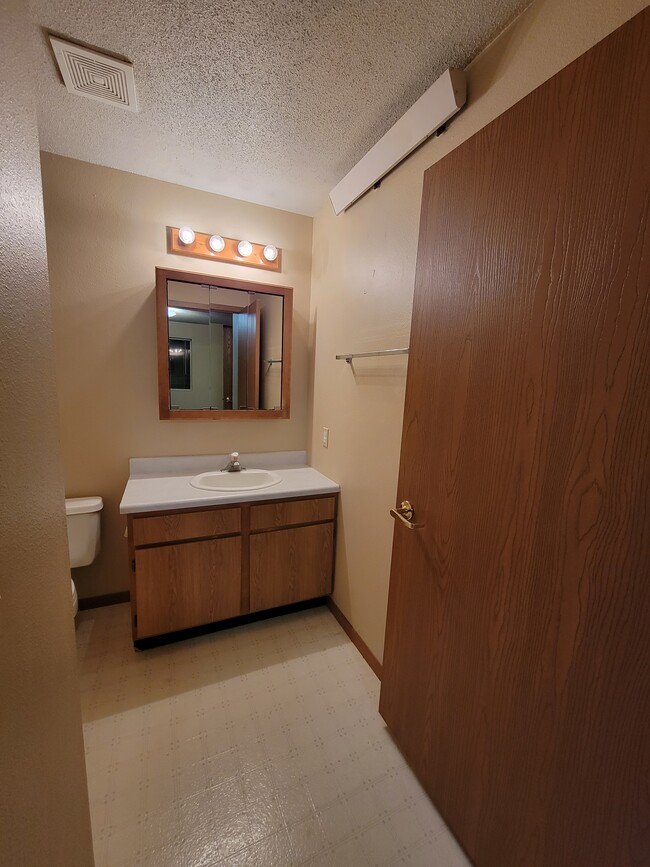 Foto del edificio - 8th & 8th Apartments