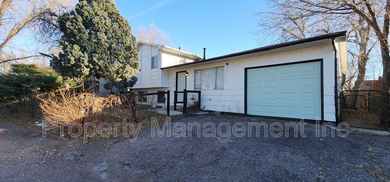 Primary Photo - 3459 Springnite Dr