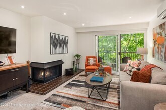 Building Photo - 205 E Durant Ave