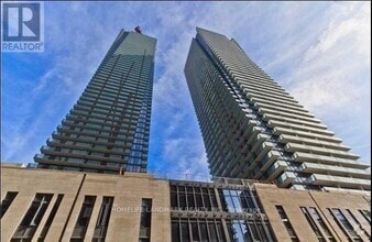 Building Photo - 1080-1080 Bay St.