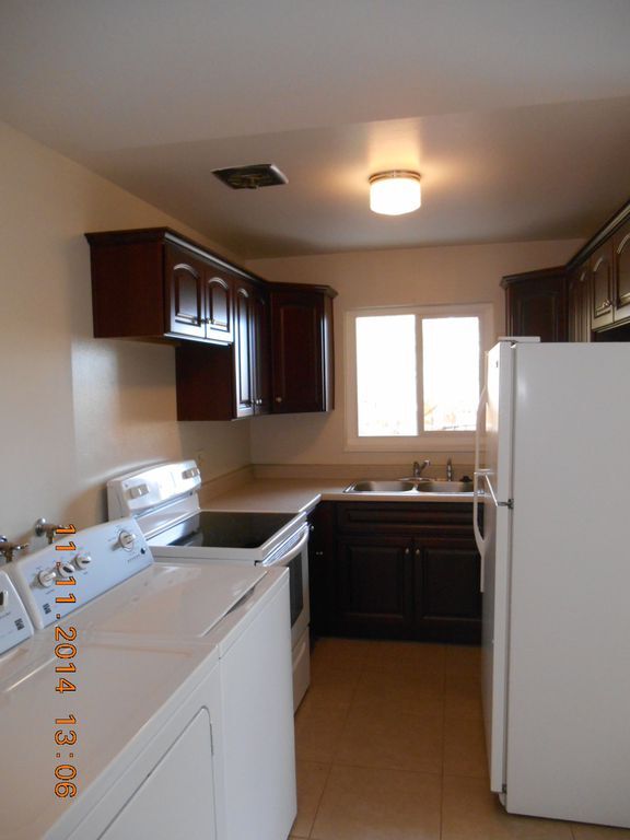 Building Photo - 4051 Shinners Pl