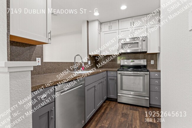 Foto del edificio - 7149 Dublin Meadows St