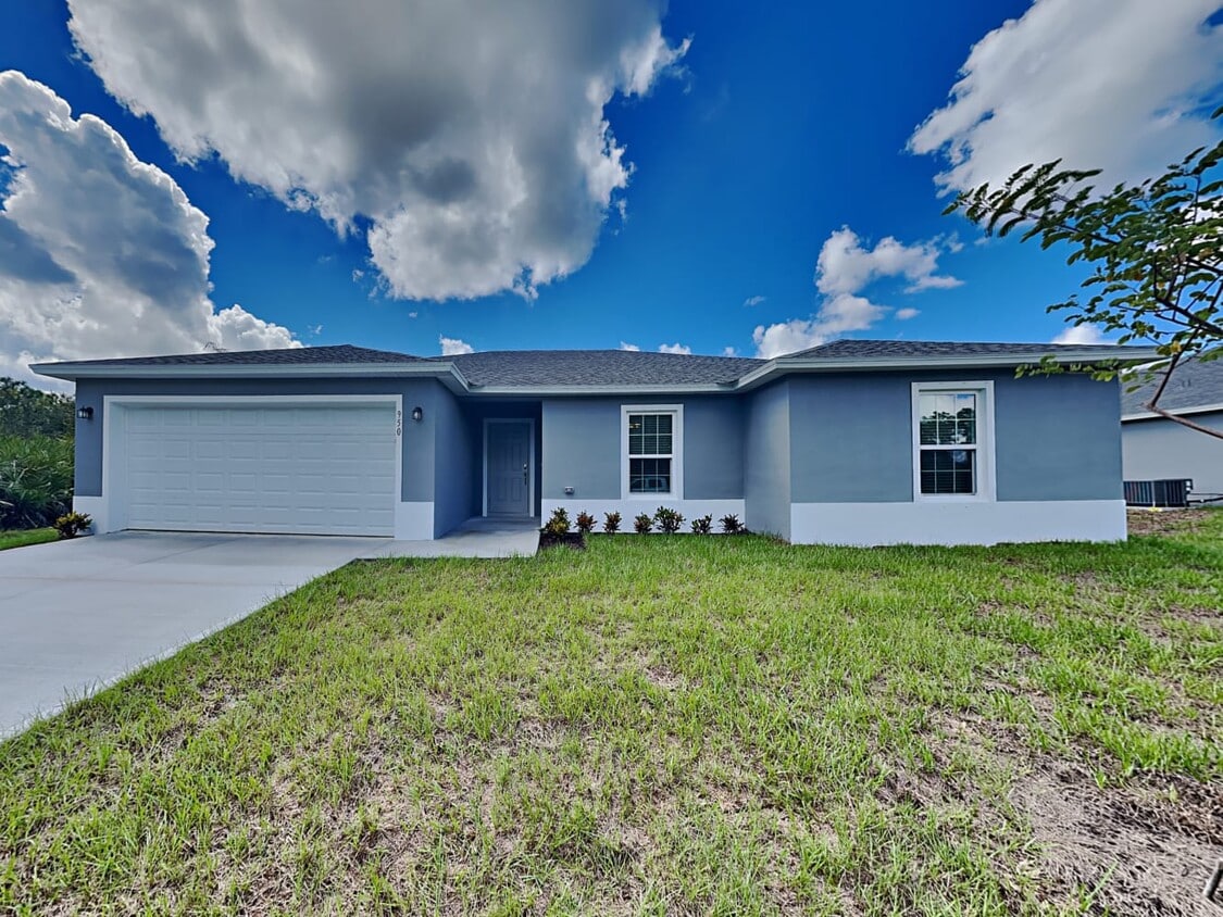 950 Vantage St SE House Rental in Palm Bay, FL