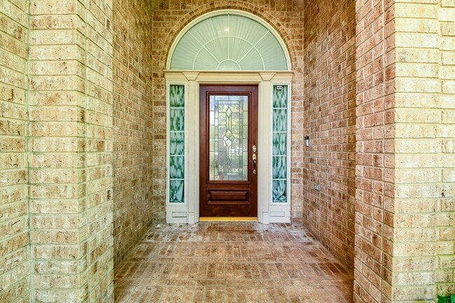 Foto del edificio - 18035 Somerset Knolls Ct