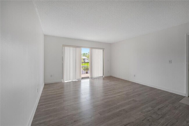 Building Photo - 1622 S Pine Ridge Cir