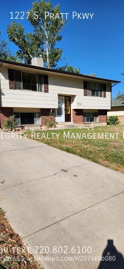 Foto del edificio - 1227 S Pratt Pkwy