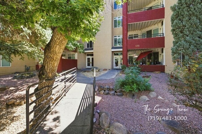 Building Photo - 175 W Cheyenne Rd