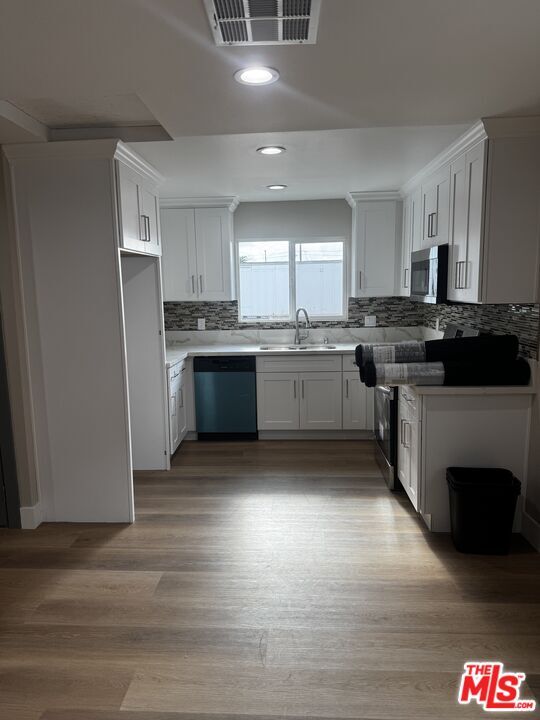 Foto del edificio - 731 E 33rd St