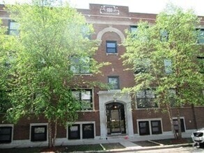 Building Photo - 301 E 50th St