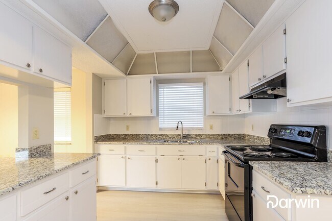 Foto del edificio - 4307 Woodtrail Blvd