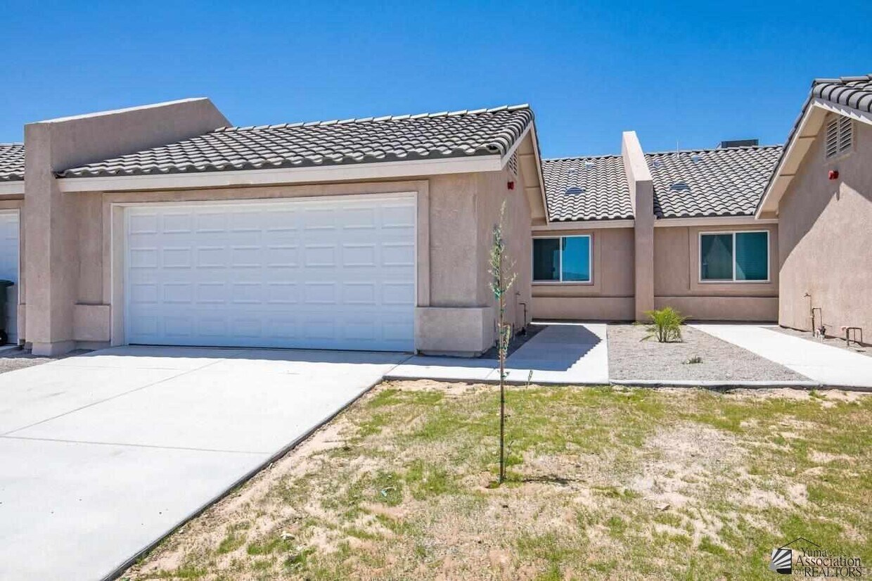 Foto principal - 7266 E 37th Pl