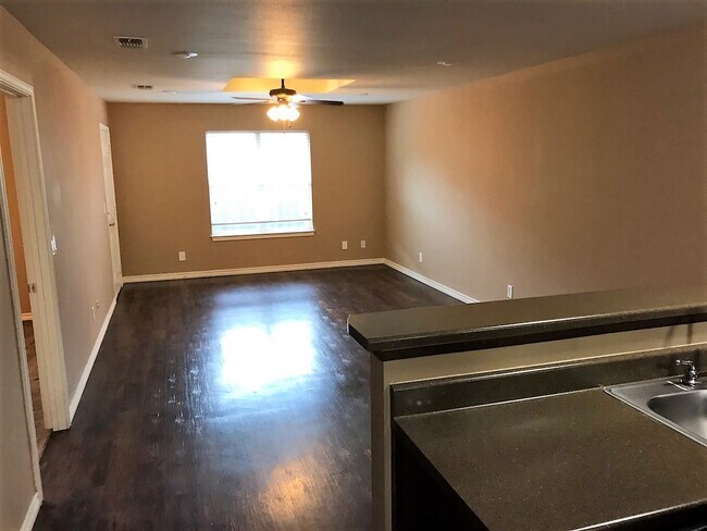 Foto del edificio - 4267 Castlegate Dr