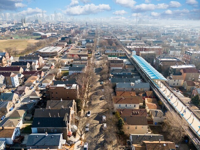 Foto del edificio - 2011 W Cullerton St