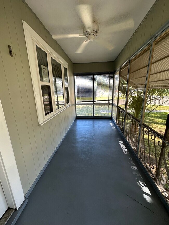 Foto del edificio - 501 36th Ave N