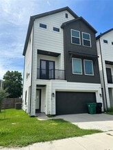 Building Photo - 5928 Conley St