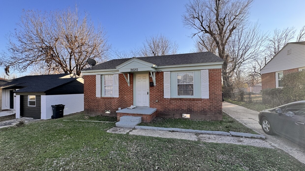 Photo - 2620 NE 19th St (Oklahoma City, OK)