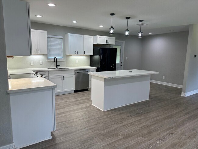 Foto del edificio - 625 Elm St