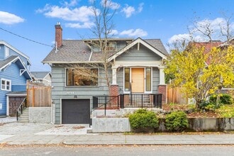 Building Photo - 4711 Meridian Ave N