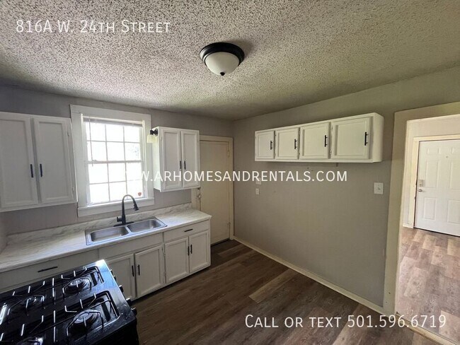 Foto del edificio - 816A W. 24th Street-