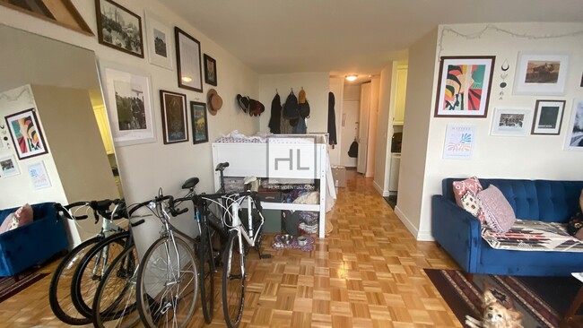 Foto del edificio - 205-235 E 95th St