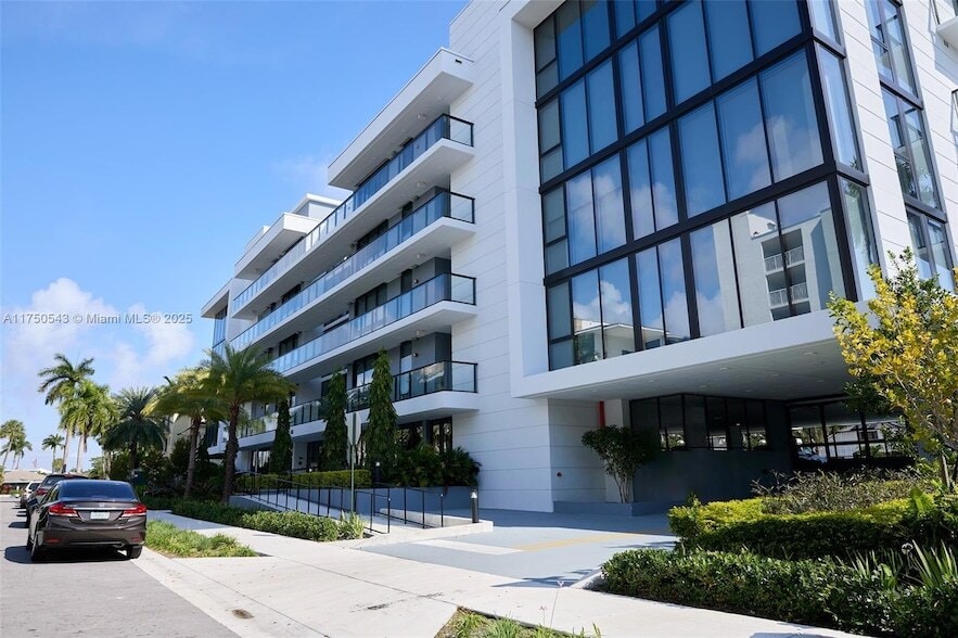 Photo - 160 Isle of Venice Dr