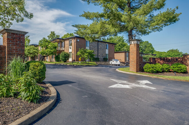 Foto del edificio - 2601 Hillsboro Pike
