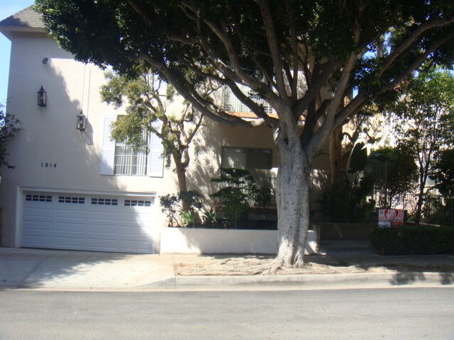 Garage - 1014 14th St