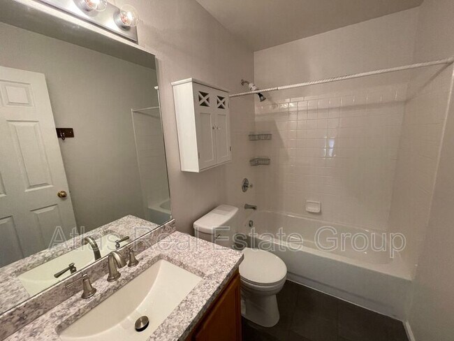Building Photo - 7774 Silver Maple Ln