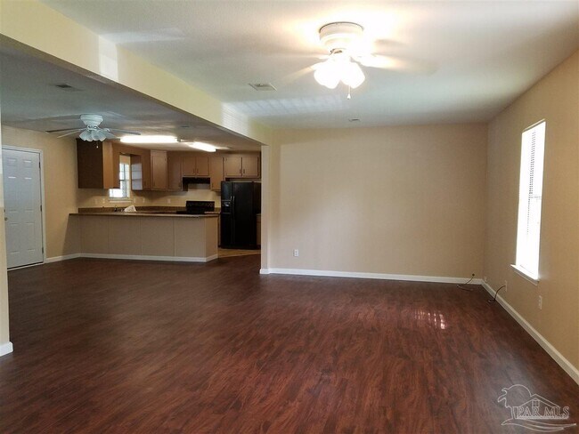 Foto del edificio - 8490 Lawton St