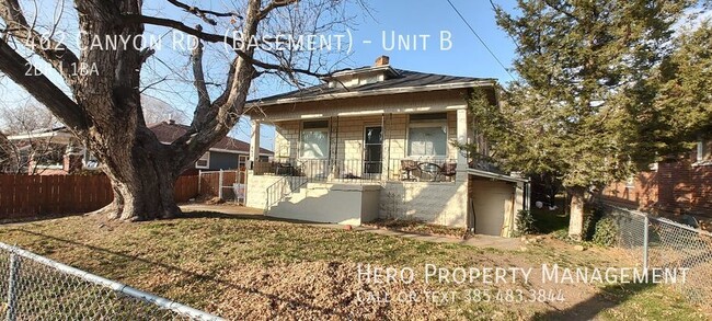 Building Photo - 462 Canyon Rd