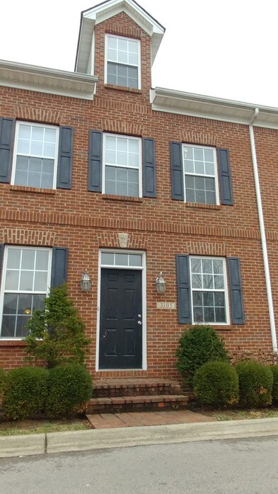 Foto principal - 209 Old Todds Rd