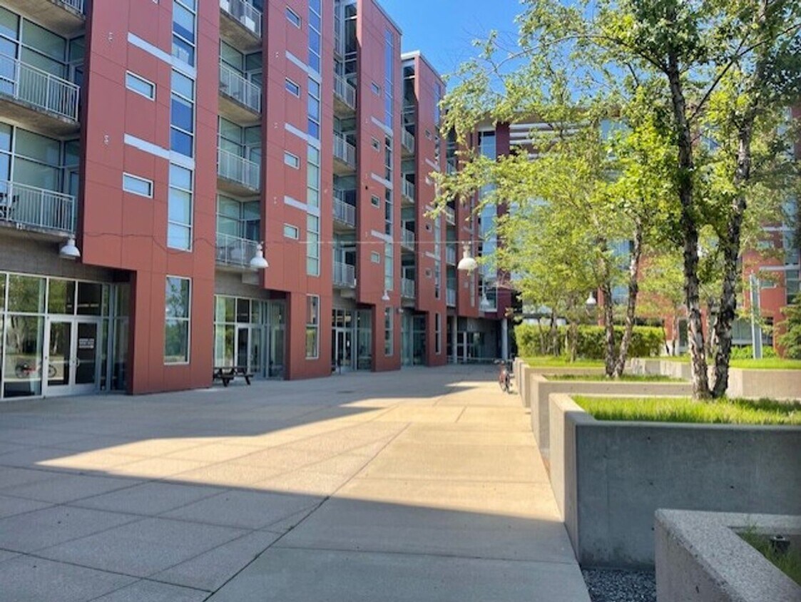 Primary Photo - Downtown