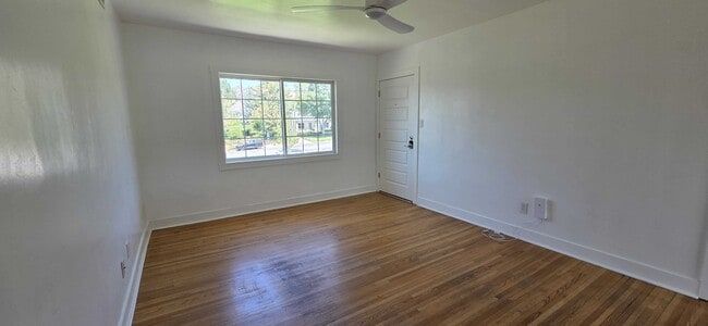 Building Photo - 808 E 300 S