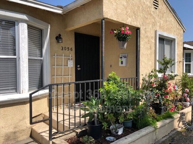 Building Photo - 3056 Golden Ave