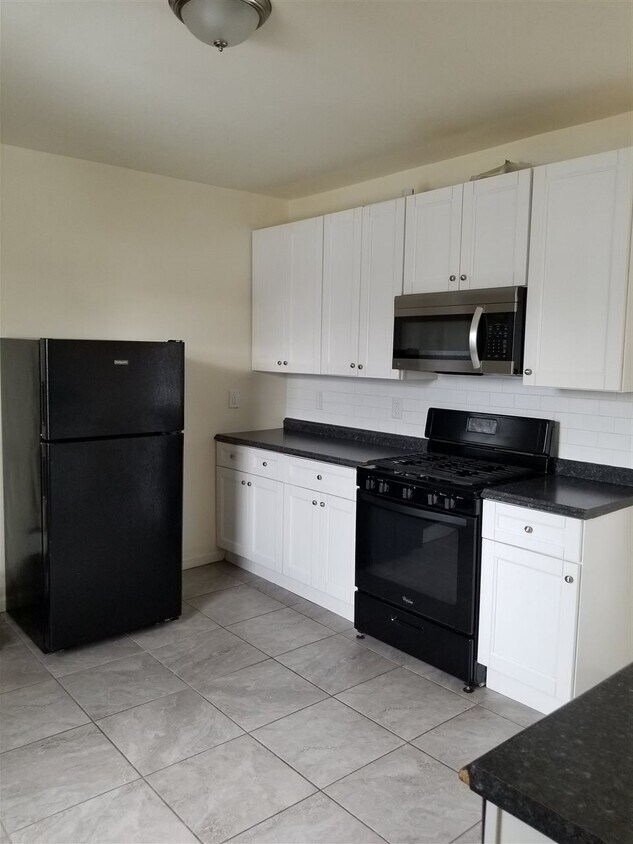 364 ster Ave, Jersey City, NJ 07307 House for Rent in Jersey City