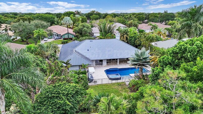 Building Photo - 10286 St Andrews Rd