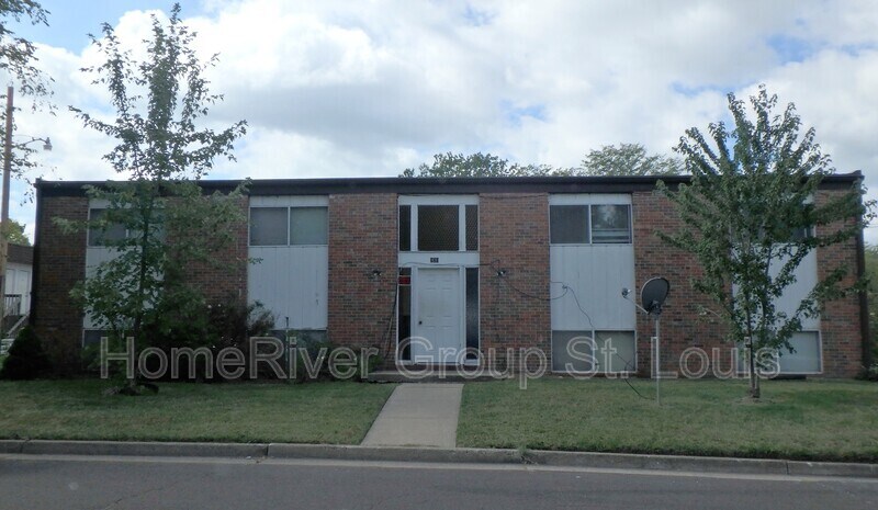 Primary Photo - 920 W Texas Ave