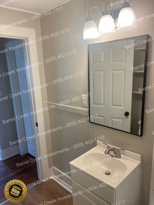 Building Photo - 3-bed 1-Bath House + Unfinished Basement