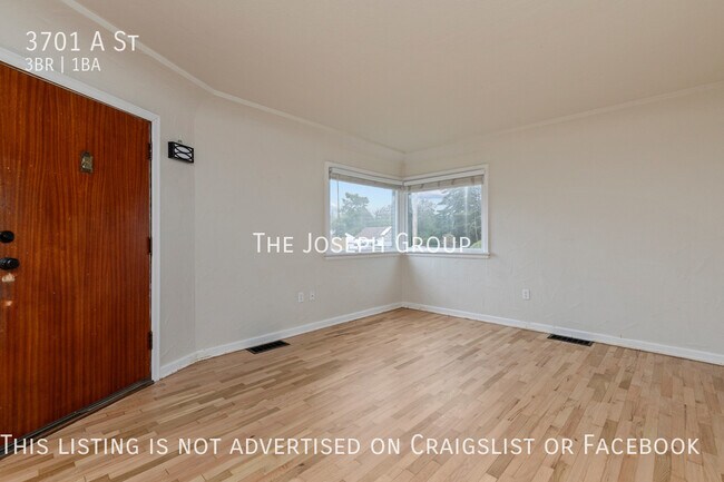 Building Photo - Charming 3 bed/1 bath in Tacoma