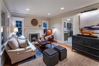 Foto del edificio - 737 Crossway Rd