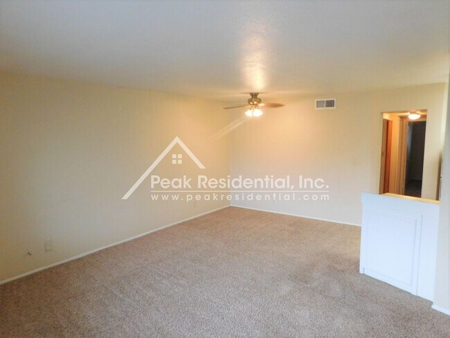Building Photo - Northcrest6027