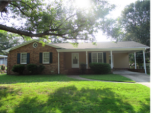 Building Photo - 13 Lorena Dr