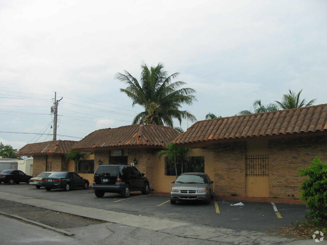 Building Photo - Caribbean Apartments