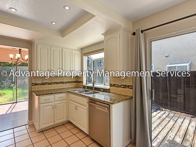Building Photo - 4229 Garibaldi Pl