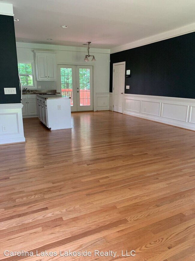 Building Photo - 3 br, 2 bath House - 496 Carolina Way