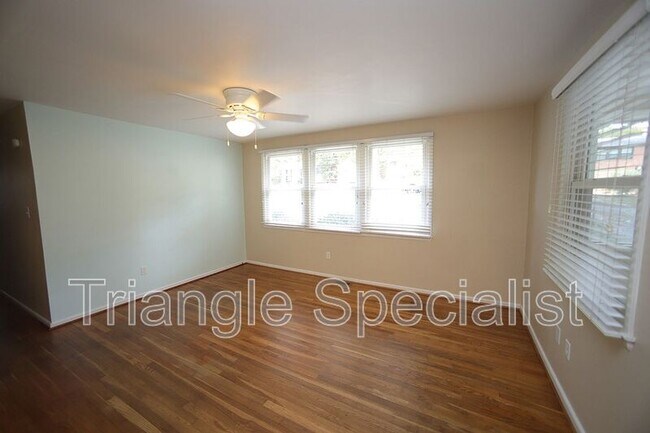 Foto del edificio - 3413 Cheyenne Rd