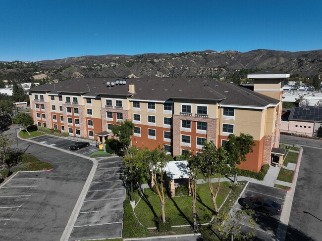 Exterior 3D - 22711 Oakcrest Cir