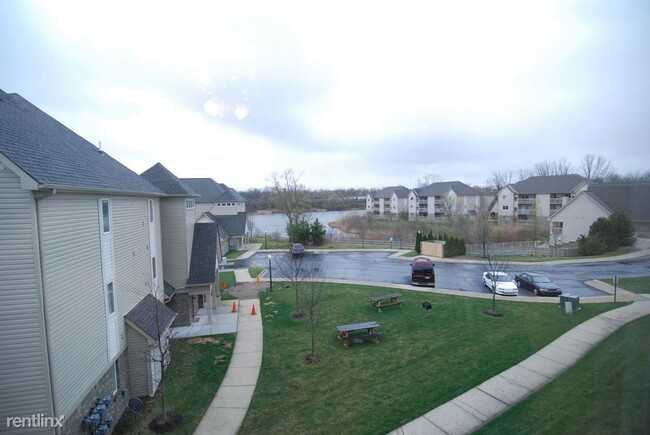 Building Photo - 3 br, 2 bath Condo - Walton Pond Community...