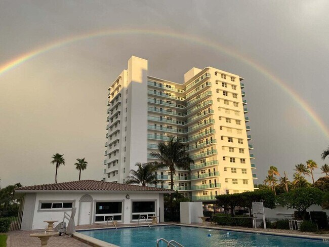 Building Photo - 1610 N Ocean Blvd