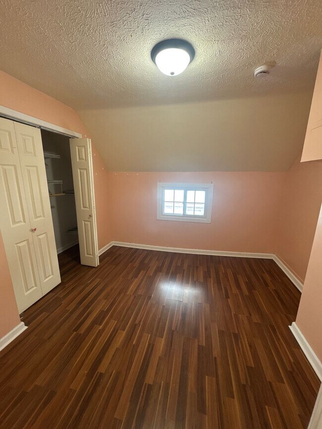 Foto del edificio - North East Grand Rapids 3Bed 1Bath